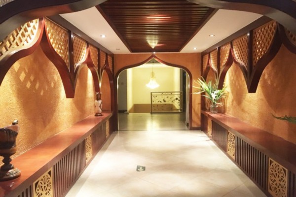 重庆本土风情，按摩脸部养生秘诀大公开！